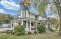 The Alderson Inn, LLC Hotels in Alderson