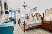 New Luxury Ocean Front 3 bedroom2 bath condo sleeps 8 Cinnamon Beach Resort