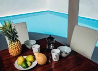 Waves at Surfside - Villas