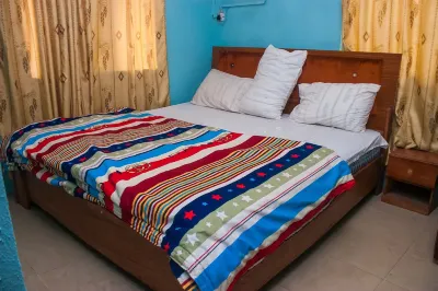 Janny Paul Hotel & Suites Hotels near CCC El-Morijah Olubukun Parish Igbogbo