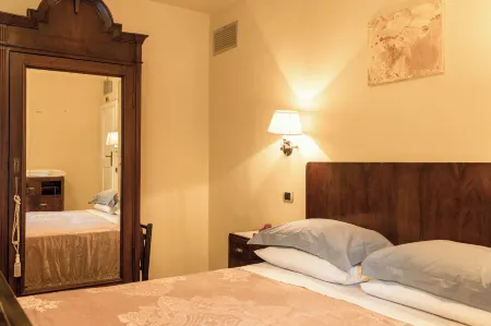 Antico Furlo Отели рядом с достопримечательностью «Ponte Mallio»