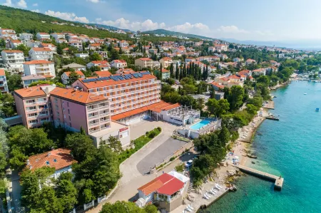 Mediteran Maradiso Hotel by Aminess Отели в г. Селце