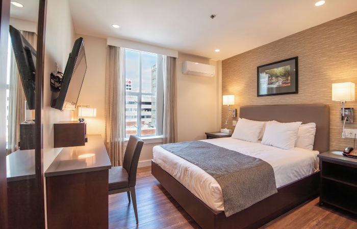 Strathcona Hotel