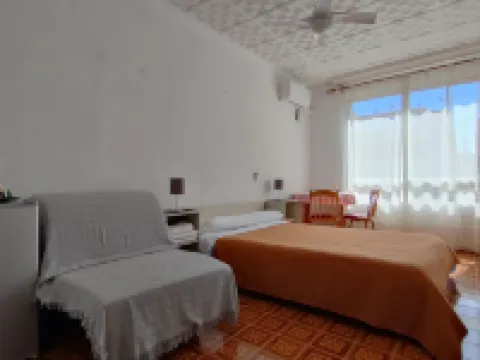 Pensión Benavente Hotels in Moncófar