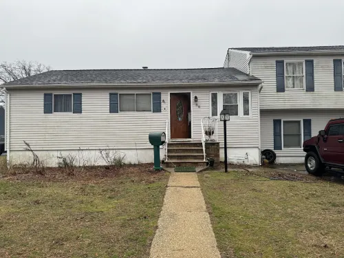 5 Bed House Sleeps 10 - Pool Garden Free Parking Hotels in Keansburg