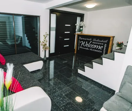 Bled Paradise Apartments Отели рядом со станцией Bled Jezero