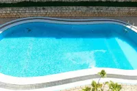 Enjoy You Vacation Wail Staying in This Single Room Fit for 2 People