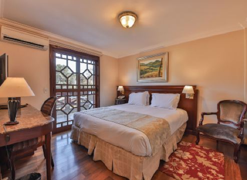 Le Suisse Elegance Hotel