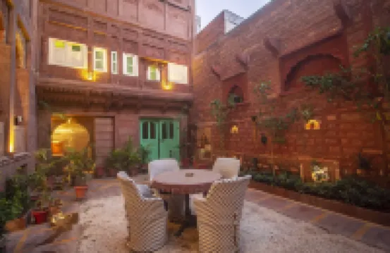 Amritara Manak Haveli Hotels near Jodhpur Airport