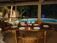 Villa - Sleeps 7 - Pets Ok - Pool - Parking Hotels in La Preneuse