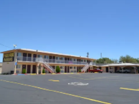 バジェット イン オブ ニードルズ ニードルズのホテル