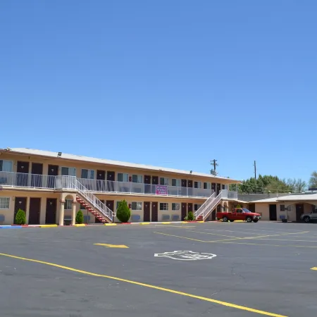 Budget Inn