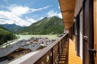 SnowLake Suite & Apartment - con vista montagne