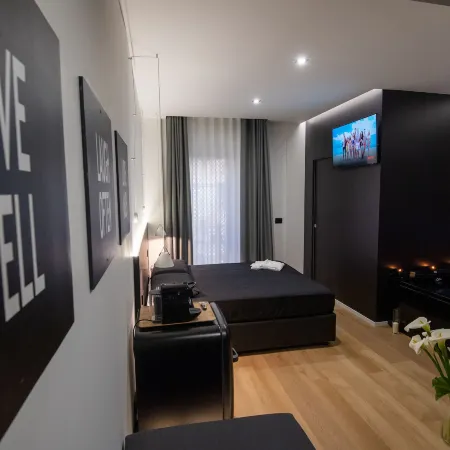 Contemporaneamente 147 - Modern & Comfort Rooms