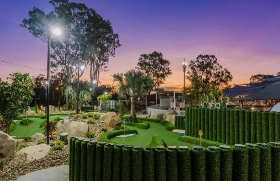 亞歷山德拉山套房酒店及會議中心