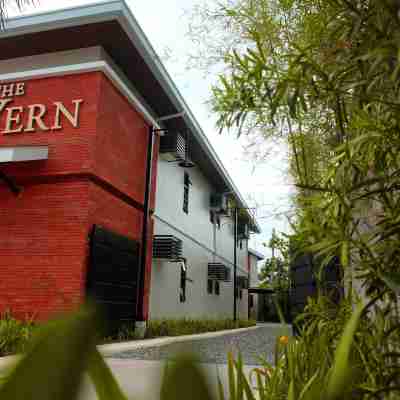 The Tavern Hotel Hotel Exterior