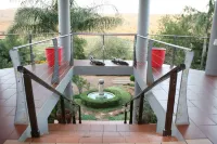 Villa-Candilabra Guesthouse - Pet Friendly