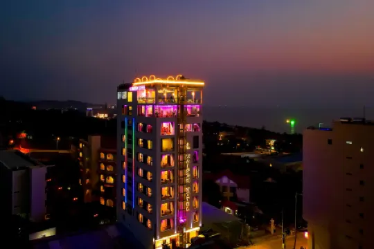 Maison Hotel Phu Quoc Отели рядом с достопримечательностью «Sung Hung Pagoda»