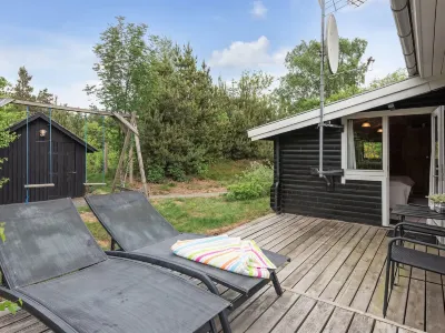 "Florense" - 2.5km from the Sea Hotels near Grærup klit