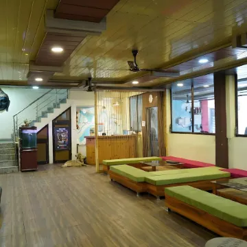 The Mountain View Tapovan