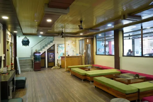 The Mountain View Tapovan