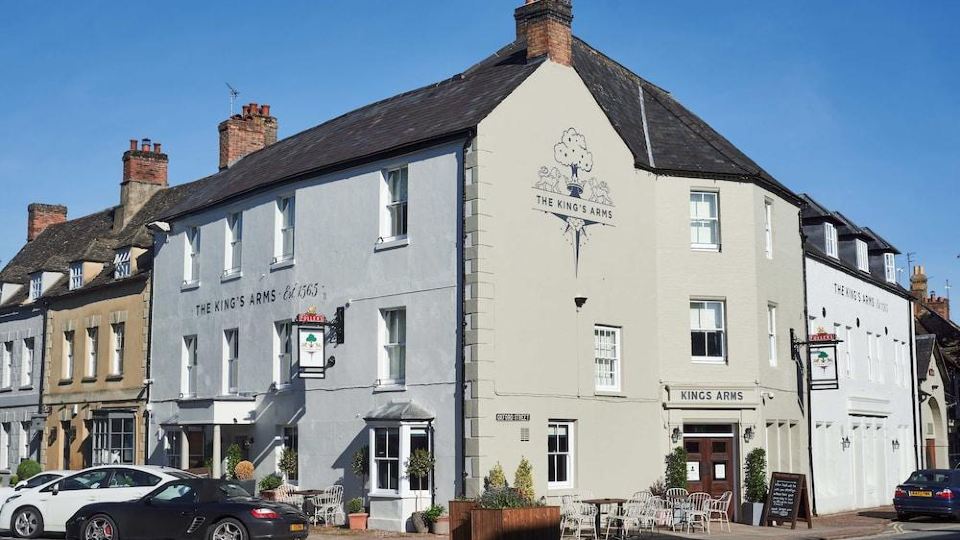 The Woodstock Arms