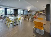 Home2 Suites by Hilton Hagerstown Hotel di Hagerstown