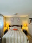 Emerald City Cozy Studio Suite - Stay near university fun – 5 min drive