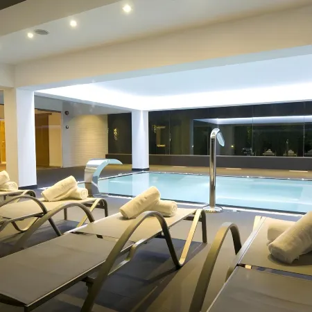 Las Gaviotas Suites Hotel & Spa