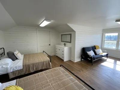 Mountain Lakes Lodge - Sleeps 11, 2 King beds, 3 Double Beds, Futon, 3 Bathrooms 언클레임드 배기지 주변 호텔
