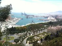 TOP VILLA: Private swimming pool & garden, sea views, free Wifi, close to centre