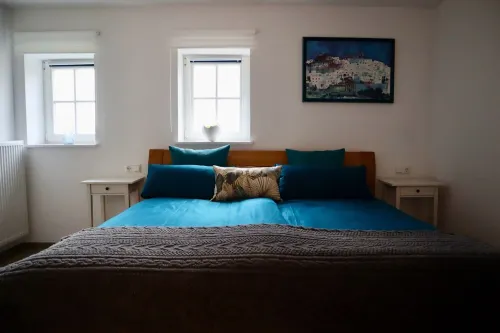 Stilvolle 5 Ferienwohnung in Historischem Gutshaus am Fluss mit Panoramablick