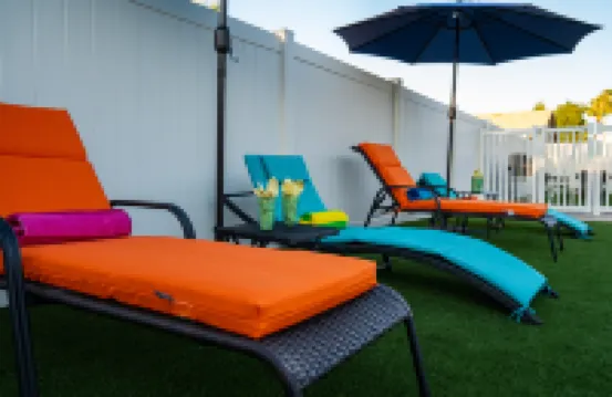 Heated Pool, Fire Pit and Shuffleboard Fun - Elegant Escape