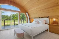 Cozy Rustic Haven - Wine Barrel Retreat, 4 Cabins