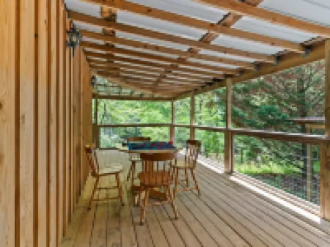 Cozy Creekside Cabin w/ Private Outdoor Sauna and Covered Deck Overlooking Creek Hotels in Laurel Fork