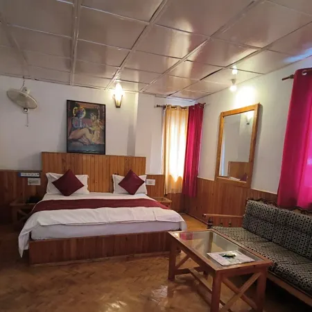 Hotel Devlok International