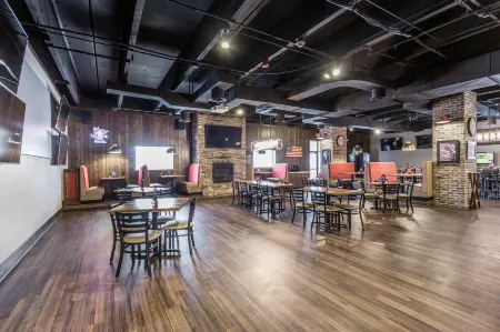 EverSpring Inn & Suites Marshall