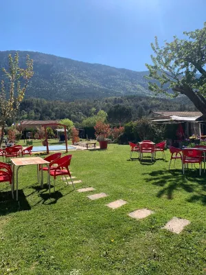 Hotel Restaurant Rose des Pyrénées Hotels in Quillan