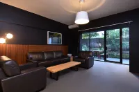 Riverview on Mount Street Hotel di West Perth