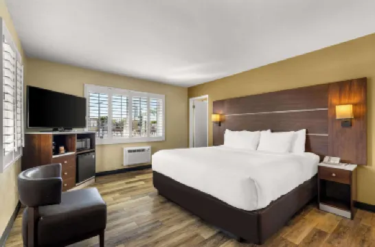 聖迭戈機場海港舒適酒店 聖地亞哥國際機場酒店