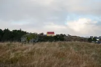 Red Robin - Vacation Homes Next to Svartifossur Waterfall