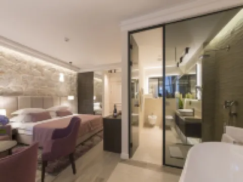 Heritage Hotel Leon Coronato Hotels in Perast