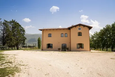 Il Castellaccio Hotel in zona Pinacoteca Civica e Diocesana di Spello