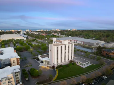 DoubleTree by Hilton Virginia Beach Hotels in Virginia Beach