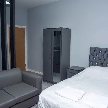Piccadilly Apartments