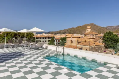 Hoposa Cultural Boutique Hotels near Pine walk Apartments
