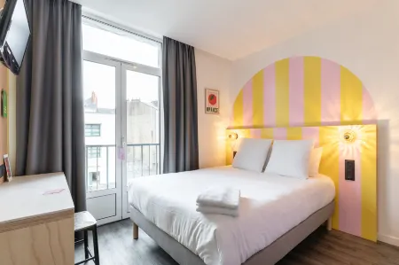 Demain Hôtel & Conciergerie Отели рядом с достопримечательностью «Audencia Bachelors»