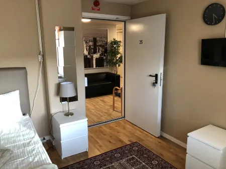 Golden Hostel Отели в г. Kallhall