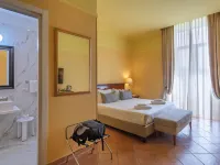 Hotel Nuvò Hotel berhampiran Kolam Renang Scandone
