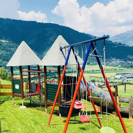 Apartment in Kaprun with Ski-in Ski-Out Access